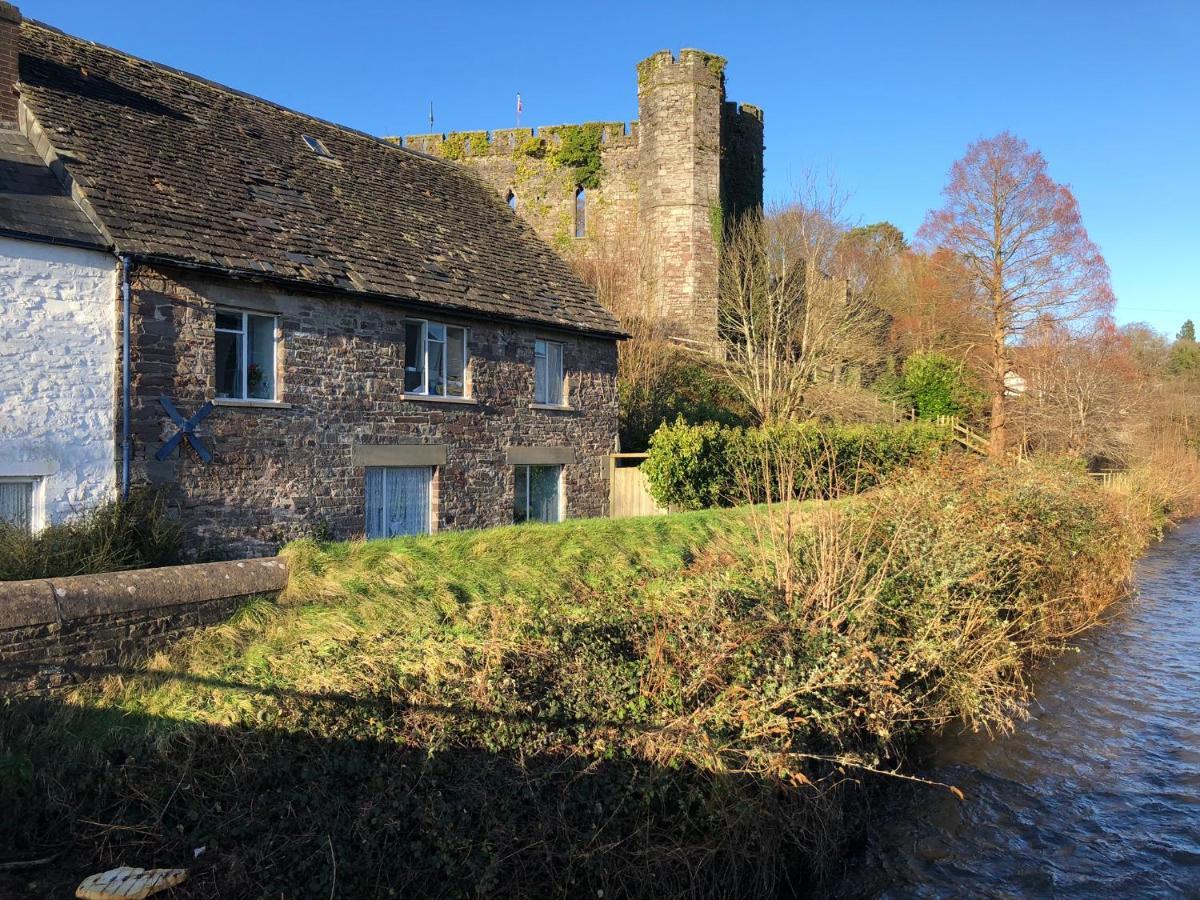 Riverside Apartment Brecon Exterior foto
